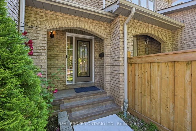 2445 Stefi Trail