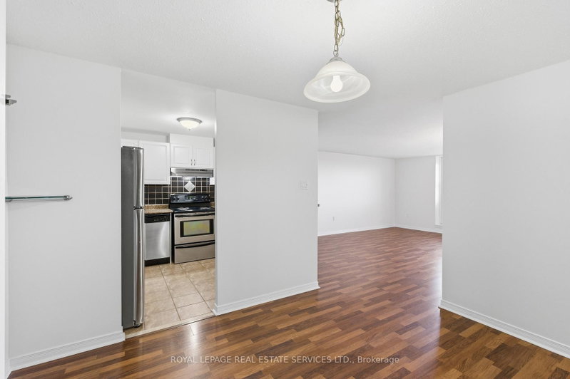 6720 Glen Erin Mississauga,ON L5N 3K8 — Photo 10