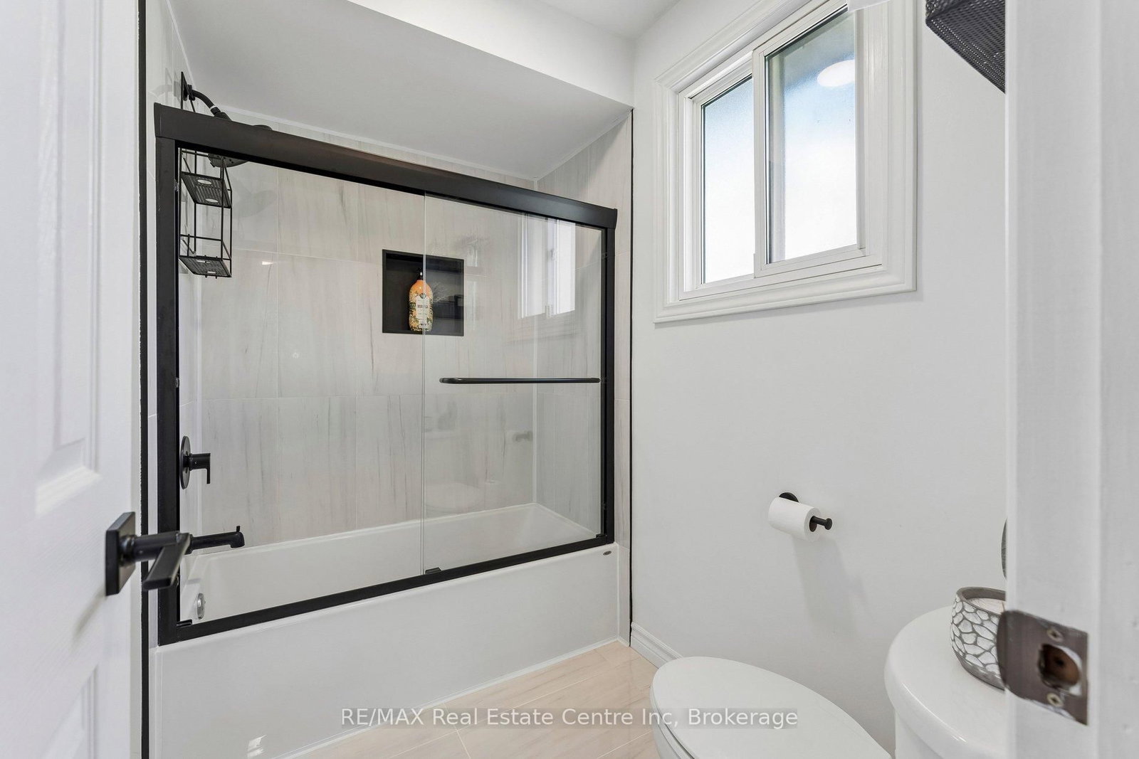 14 Massey Street • Brampton, ON photo 27