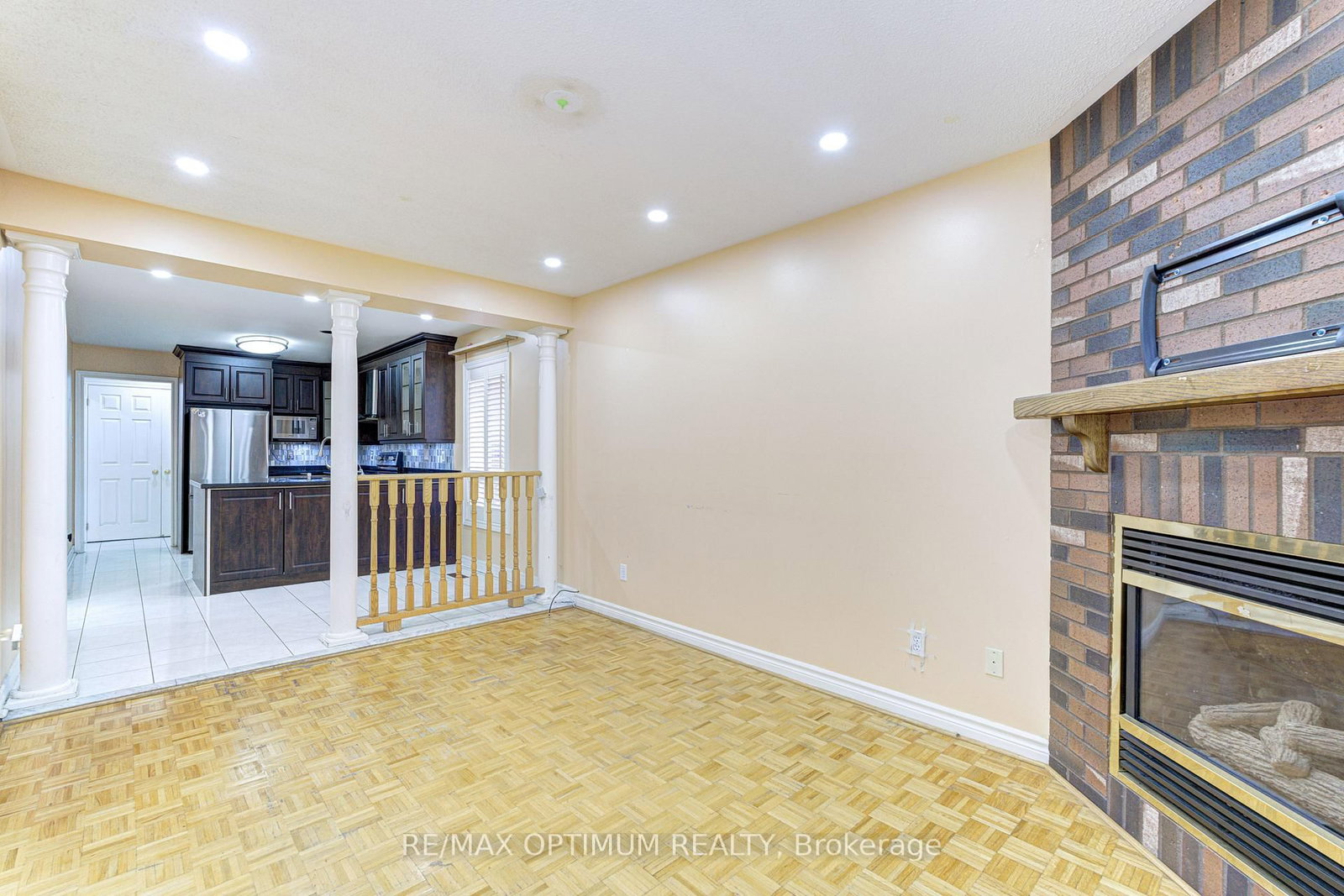 35 Wildberry Crescent • Brampton, ON photo 10