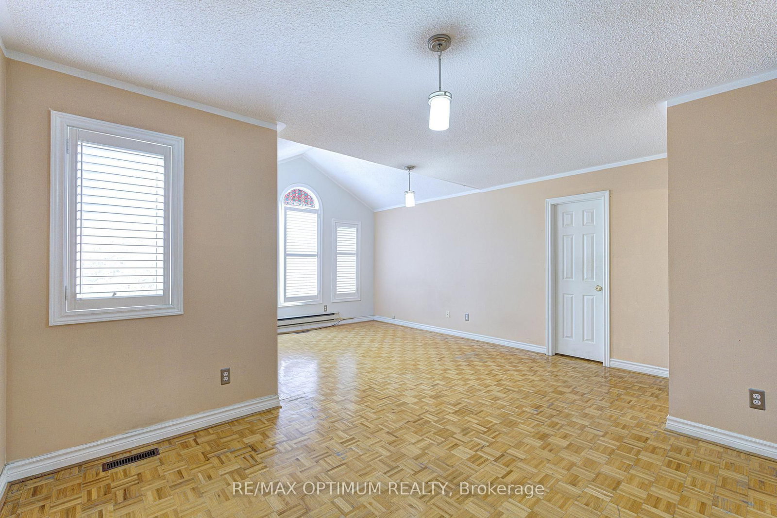 35 Wildberry Crescent • Brampton, ON photo 16