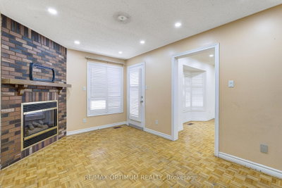 35 Wildberry Crescent • Brampton, ON photo 9