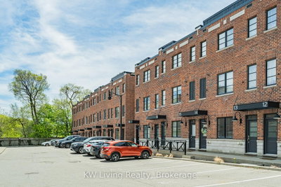 Unit 18 — 70 Plains Road W — photo 3
