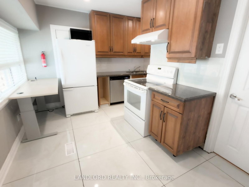 Main - 9 Albright Avenue