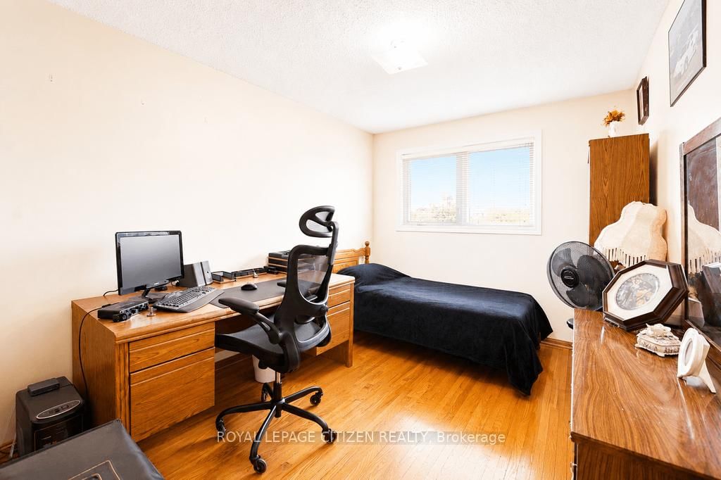 55 Kittiwake Avenue • Toronto, ON photo 24