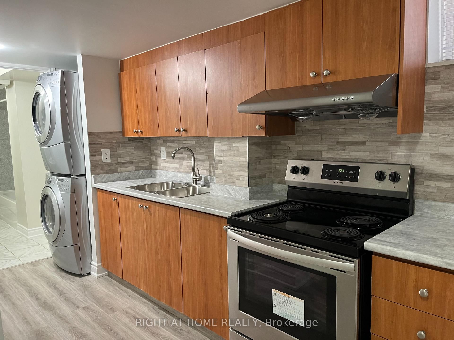 7369 St. Barbara Boulevard, Unit Basement