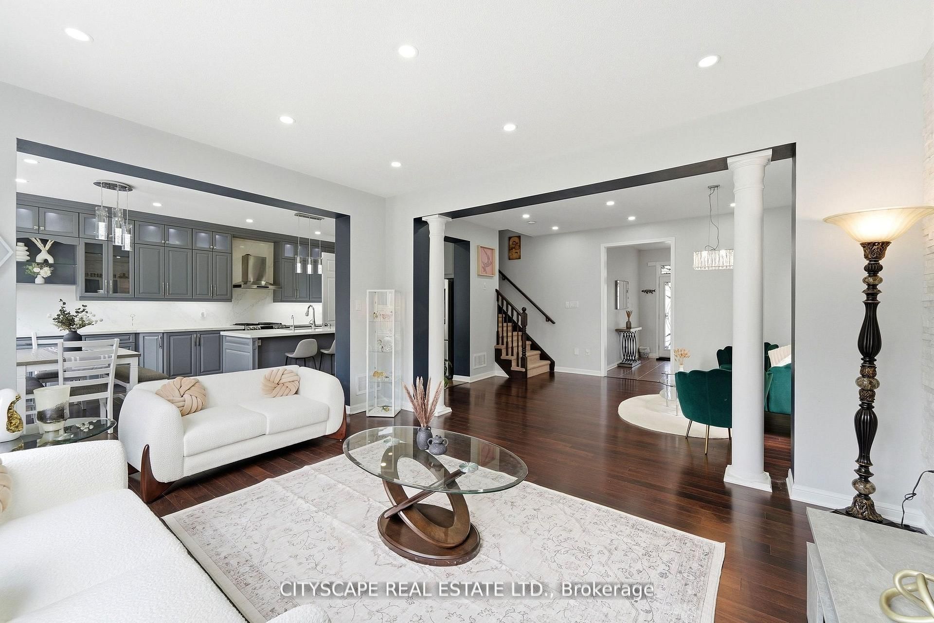 305 Gleave Terrace