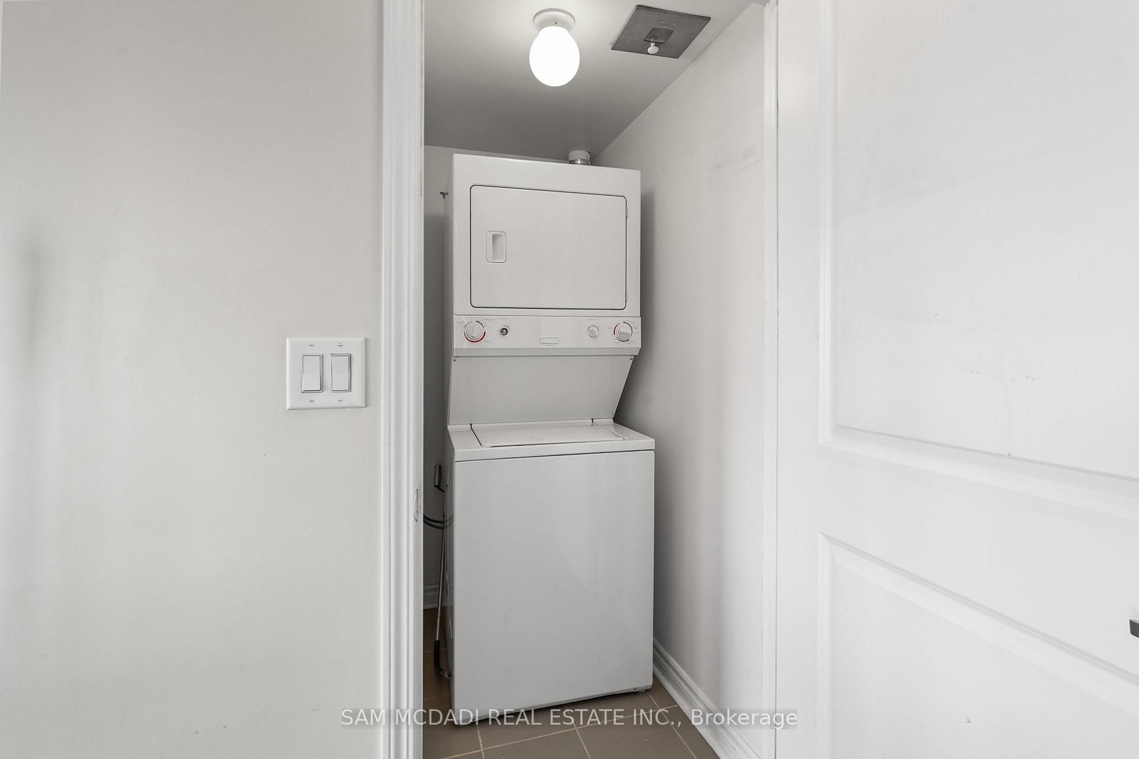 385 Prince Of Wales Drive • #1611 • Mississauga, ON photo 19