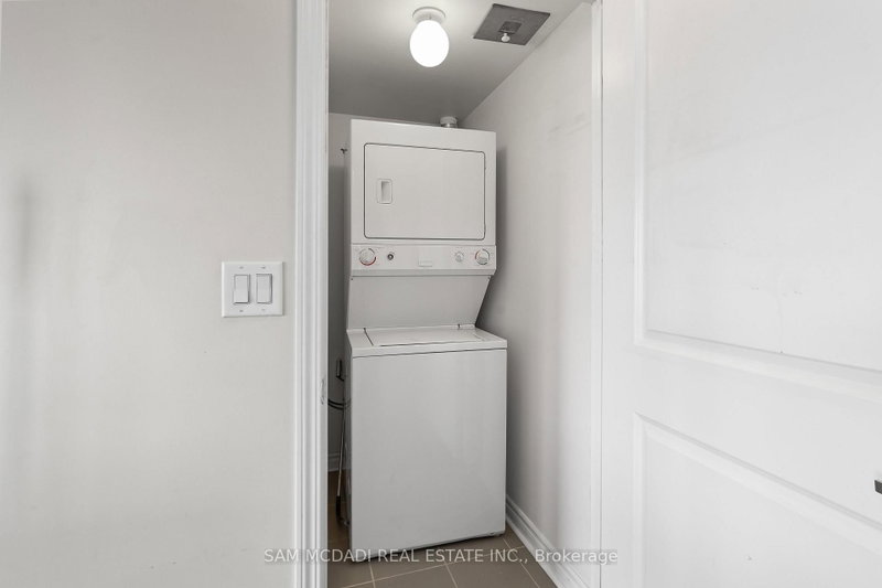 385 Prince Of Wales Mississauga,Ontario L5B 0C6 — Photo 19