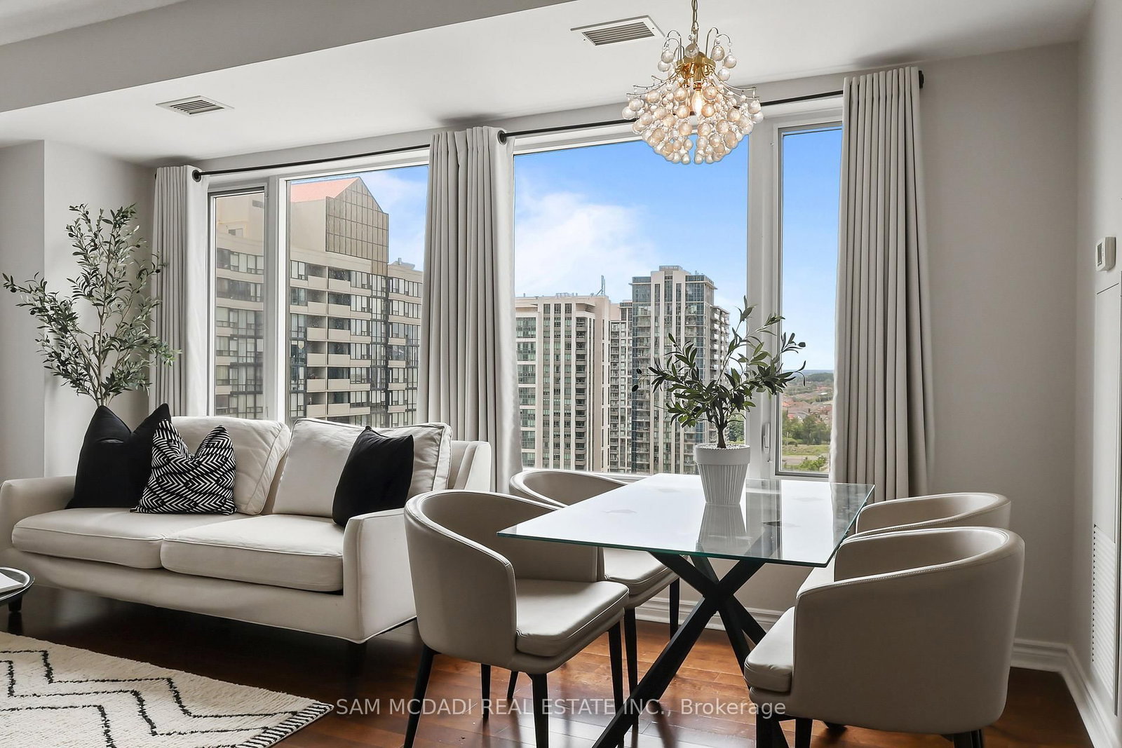385 Prince Of Wales Drive • #1611 • Mississauga, ON photo 8