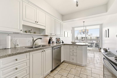 2180 Marine Oakville,ON L6L 5V2 — Photo 15