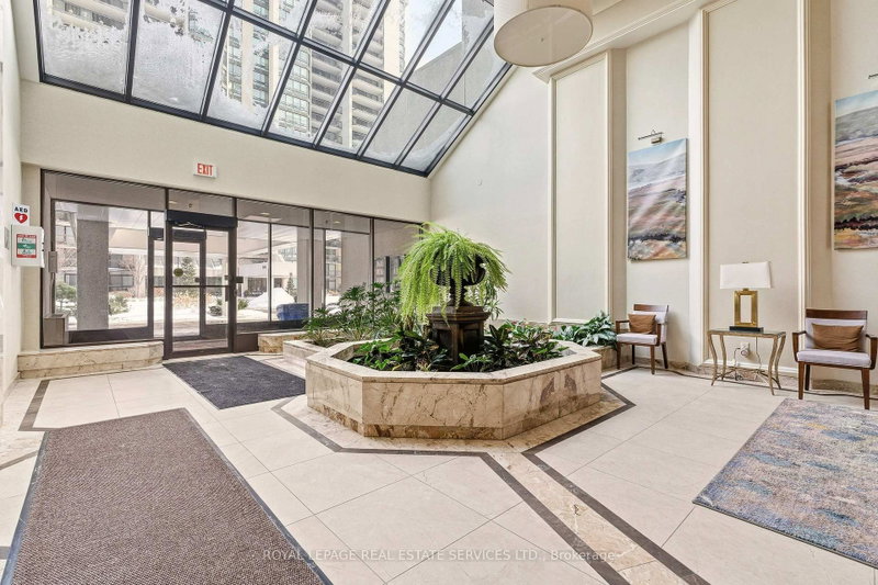 1602 - 2180 Marine Drive