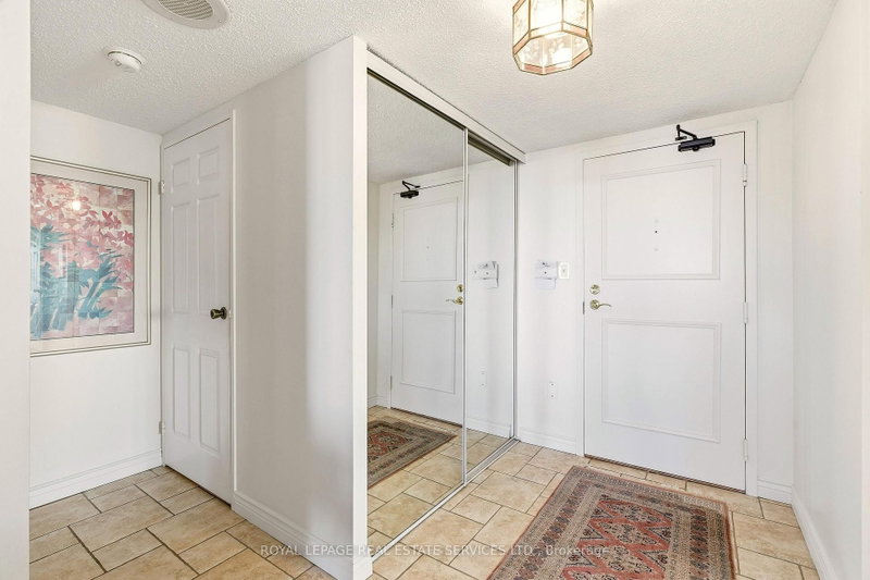 2180 Marine Oakville,ON L6L 5V2 — Photo 4