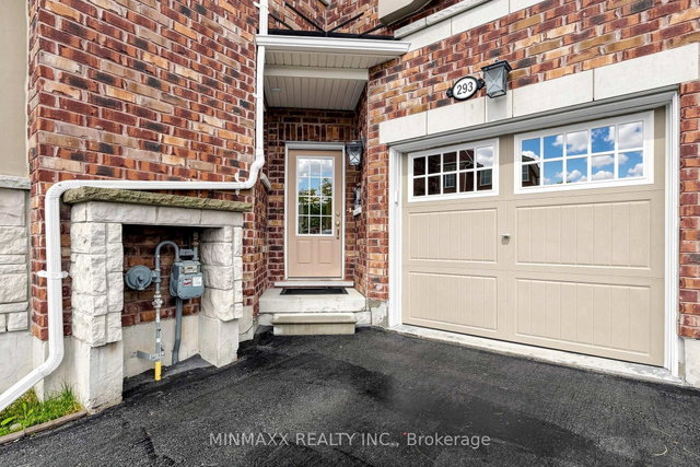 293 REIS Place