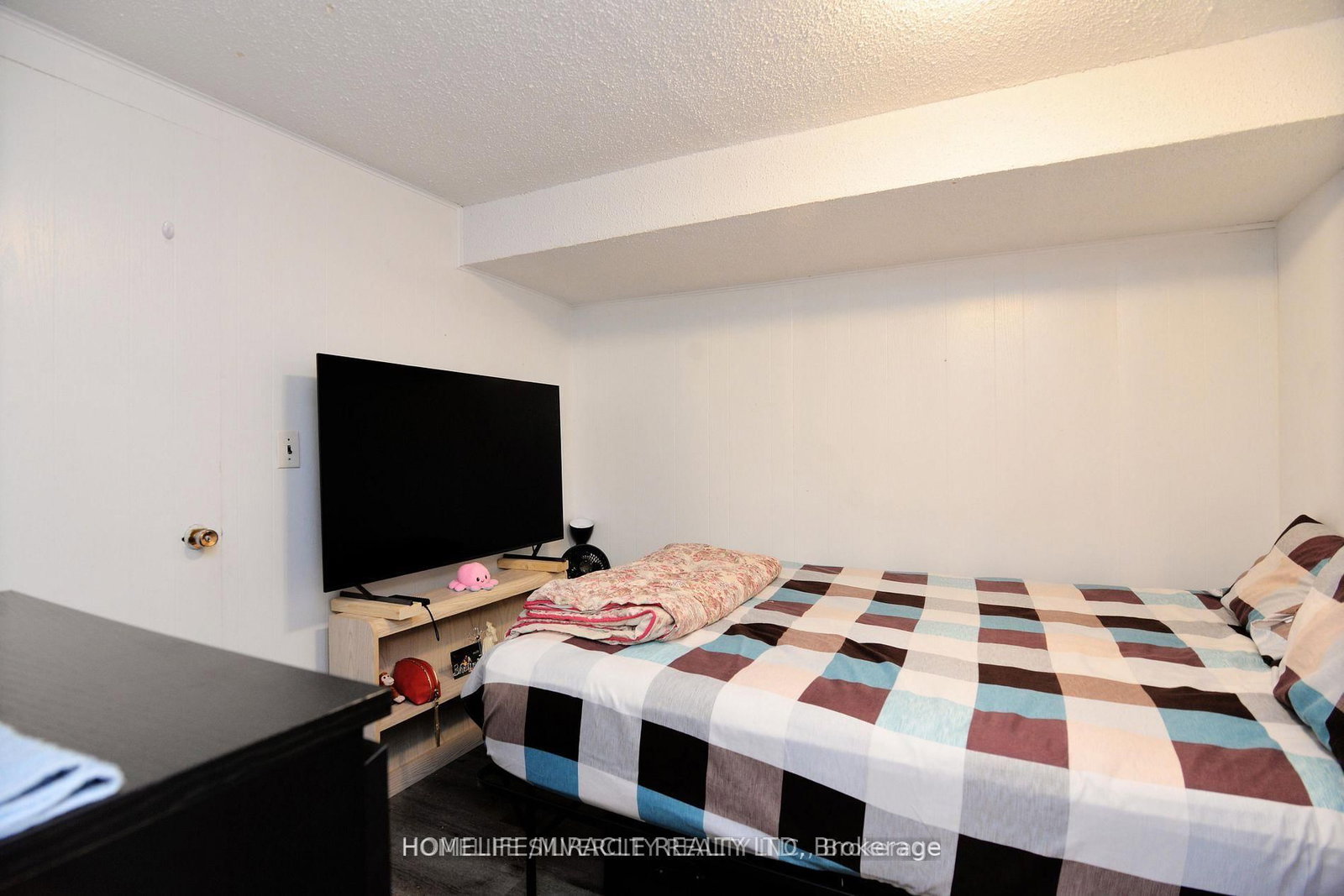 88 Ardglen Drive • Brampton, ON photo 27