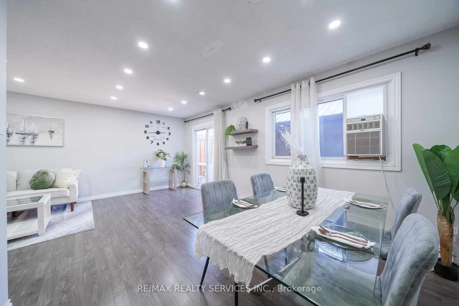 5009 Pinedale Avenue • #43 • Burlington, ON photo 21