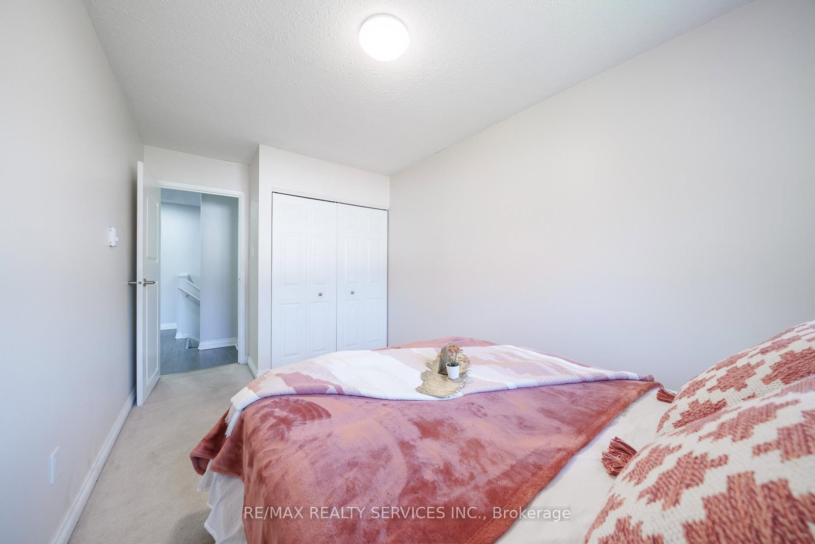 5009 Pinedale Avenue • #43 • Burlington, ON photo 31