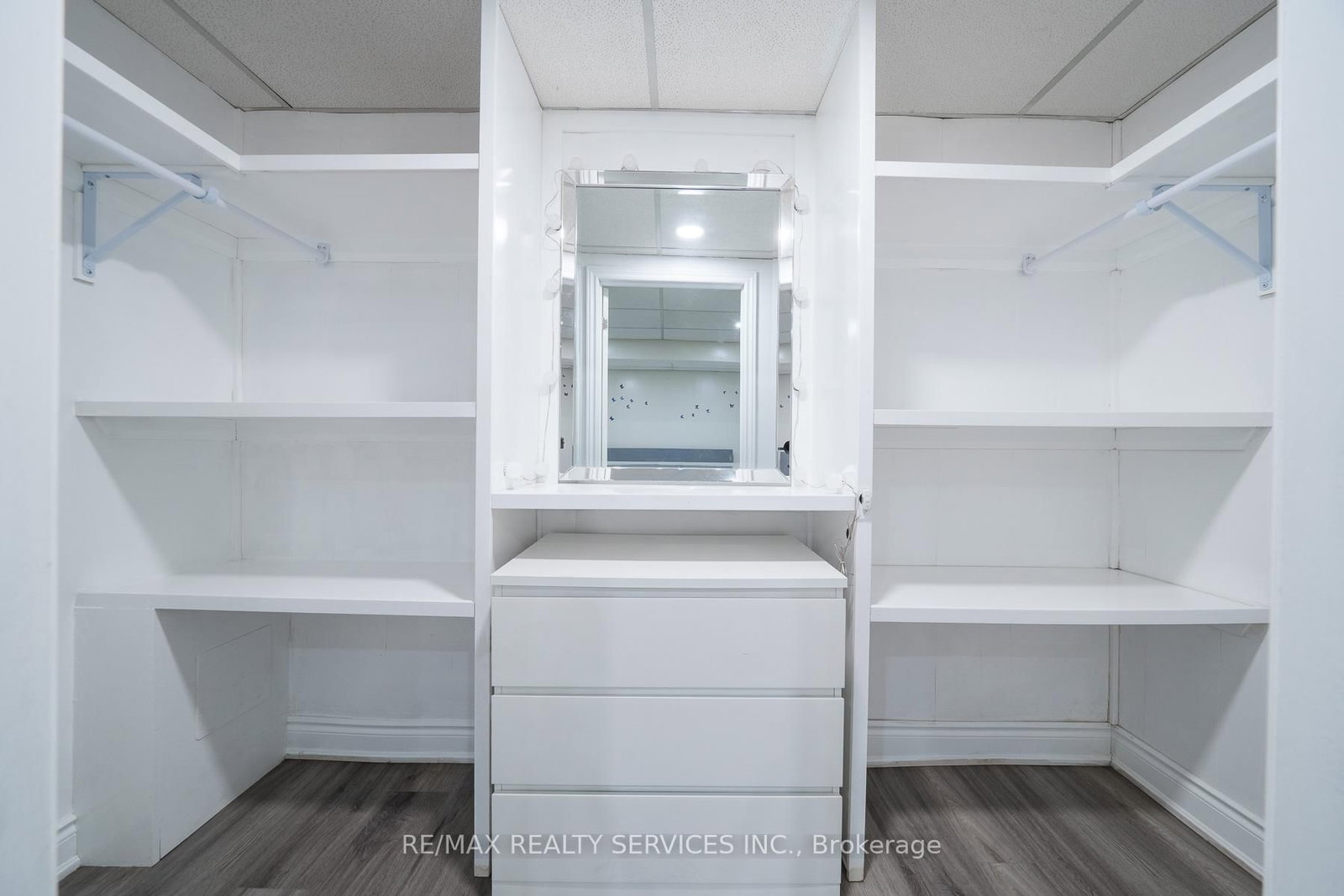 5009 Pinedale Avenue • #43 • Burlington, ON photo 45