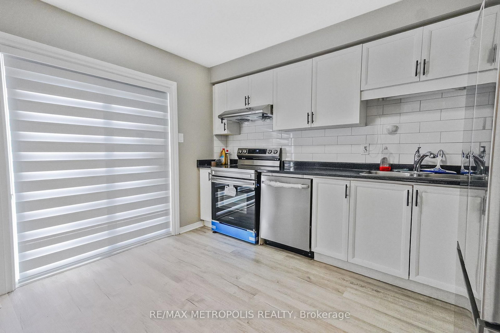 63 Wickstead Court • Brampton, ON photo 11