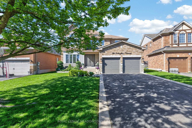 26 Callaghan Crescent
