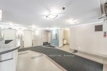 409 - 15 Kensington Road