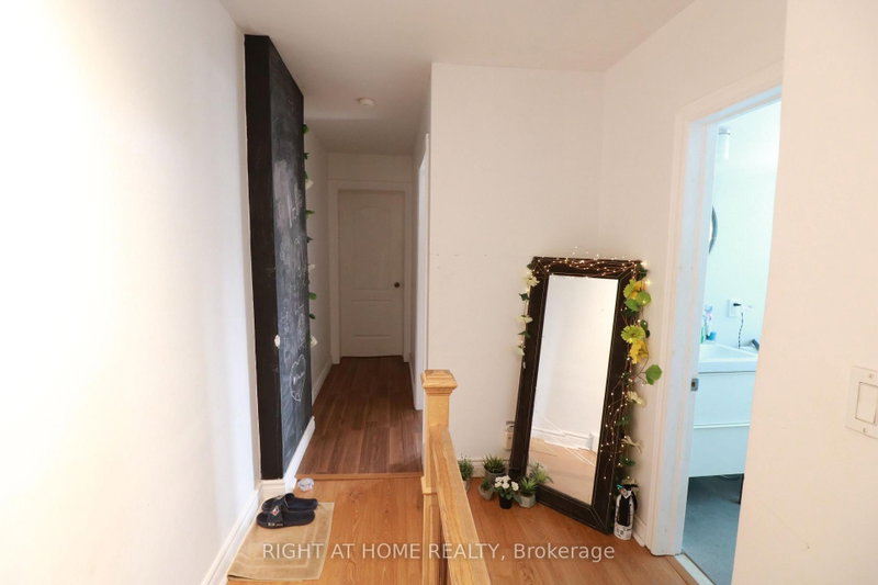 Upper - 2083 Davenport Road