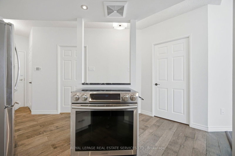 250 Webb Mississauga,Ontario L5B 3Z4 — Photo 10