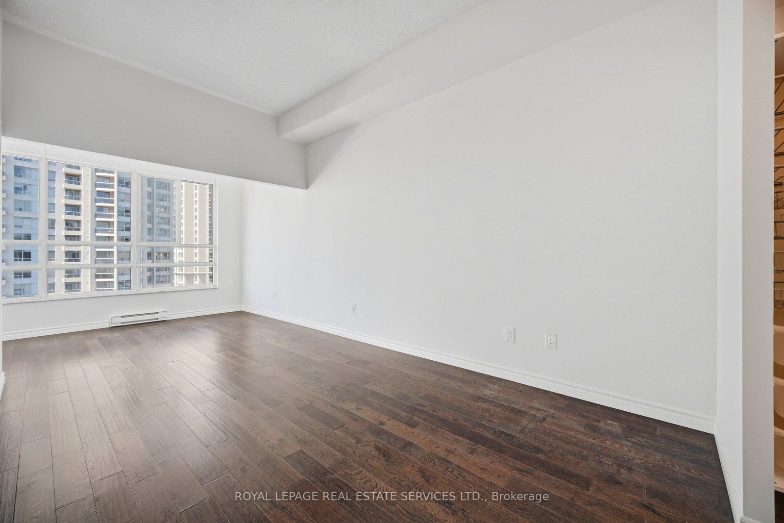 250 Webb Mississauga,Ontario L5B 3Z4 — Photo 22