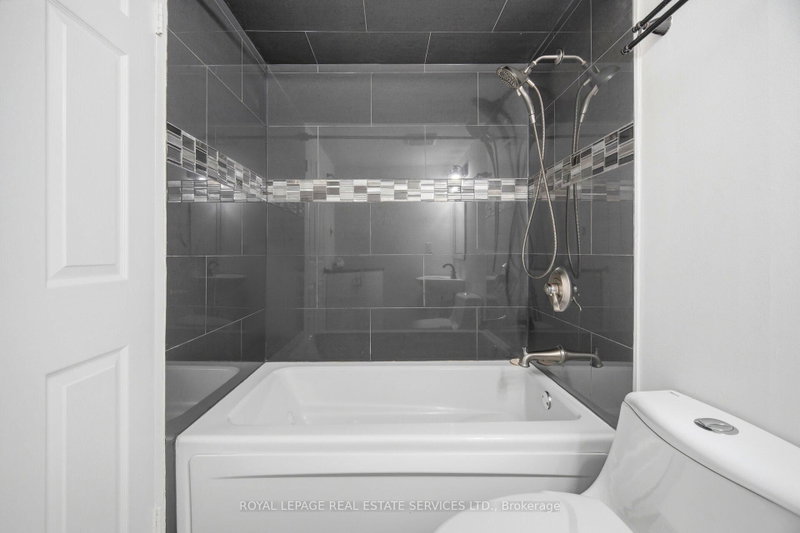 250 Webb Mississauga,Ontario L5B 3Z4 — Photo 27