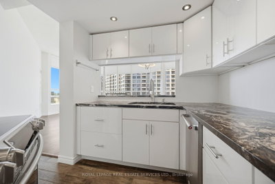 250 Webb Mississauga,Ontario L5B 3Z4 — Photo 9
