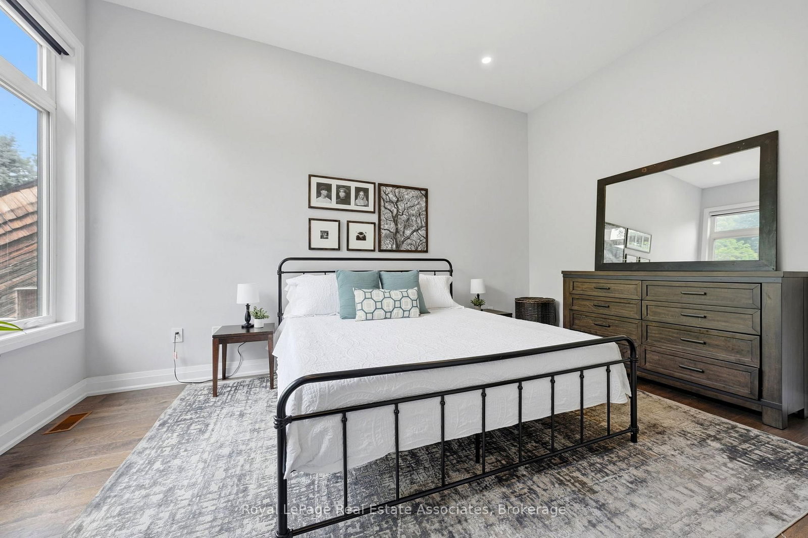 26 Market Street • Halton Hills, ON photo 7