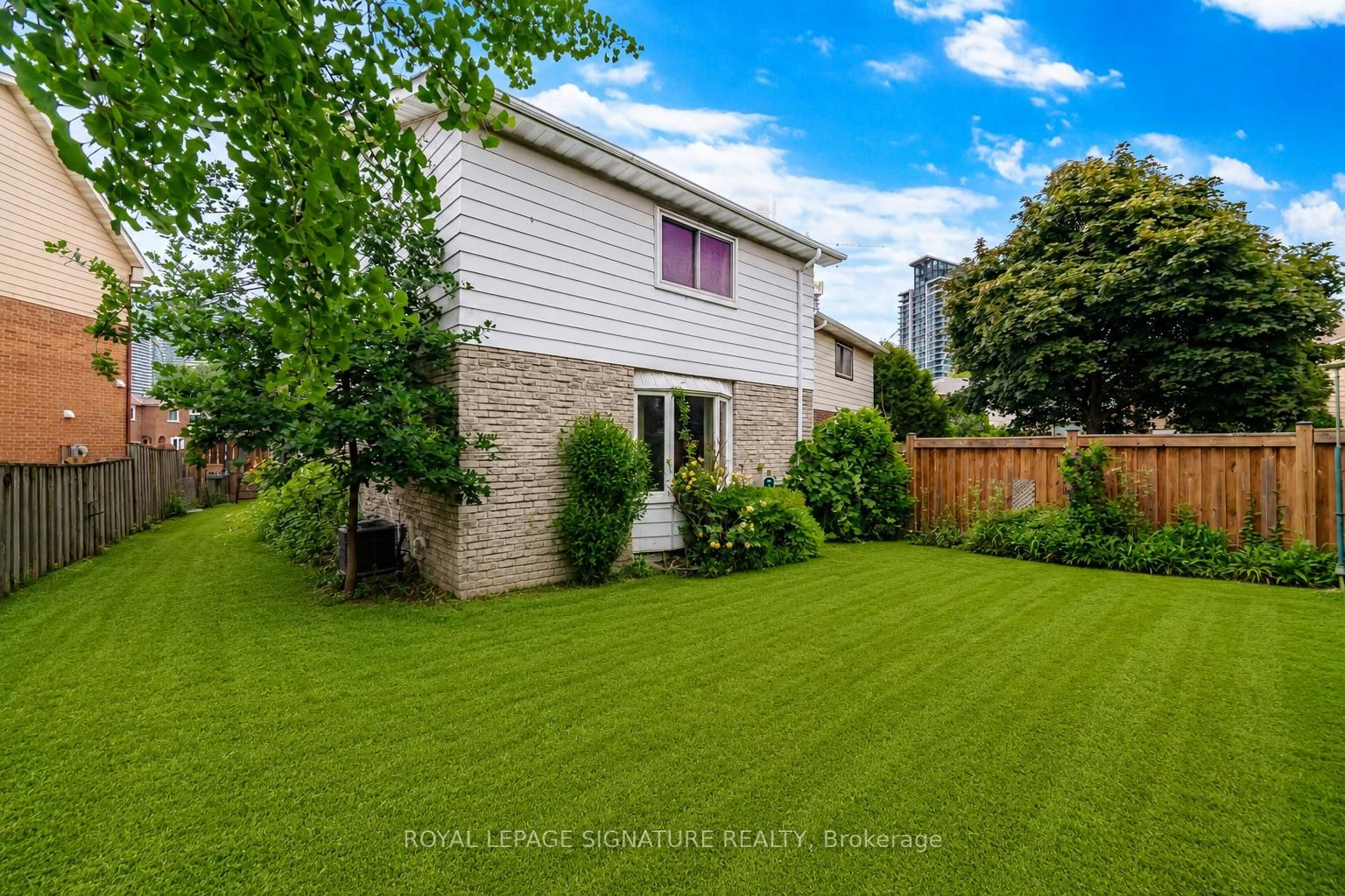 4070 Pavillion Court • Mississauga, ON photo 38