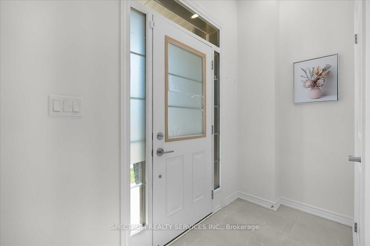 1437 Watercres Way • Milton, ON photo 4