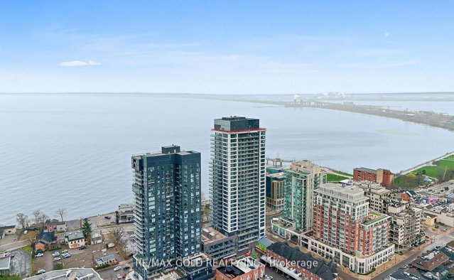 214 - 2075 Lakeshore Road