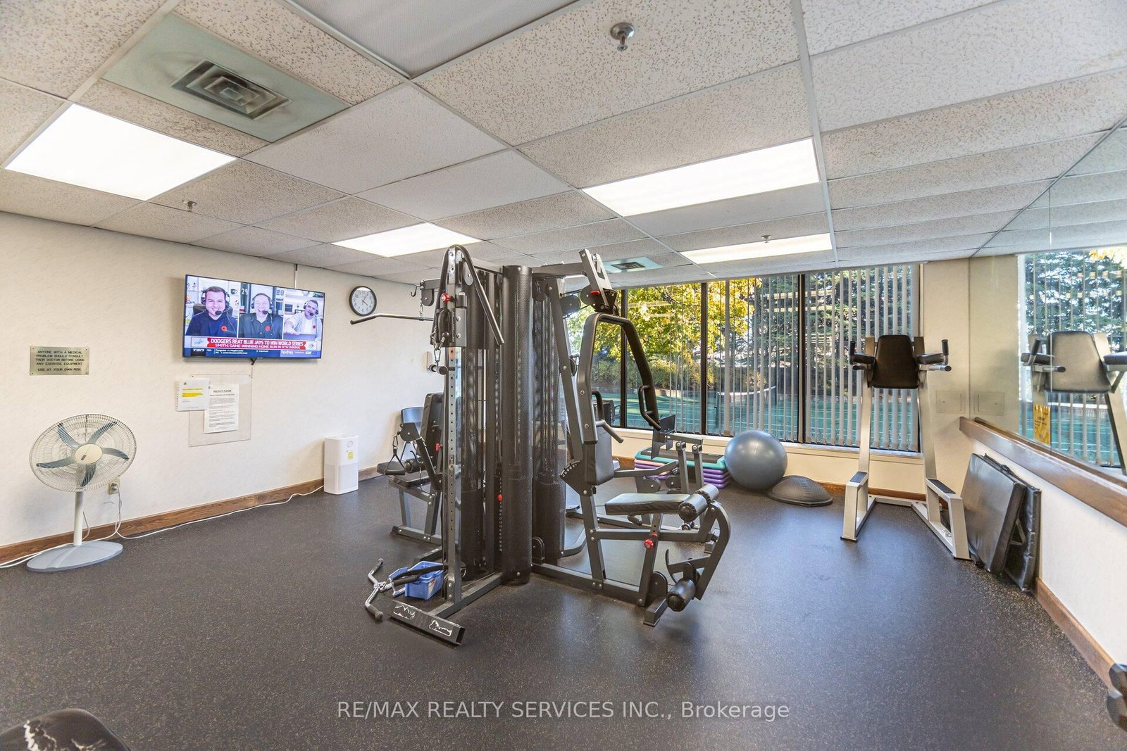 22 Hanover Road • #1907 • Brampton, ON photo 42