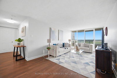 22 Hanover Road • #1907 • Brampton, ON photo 8