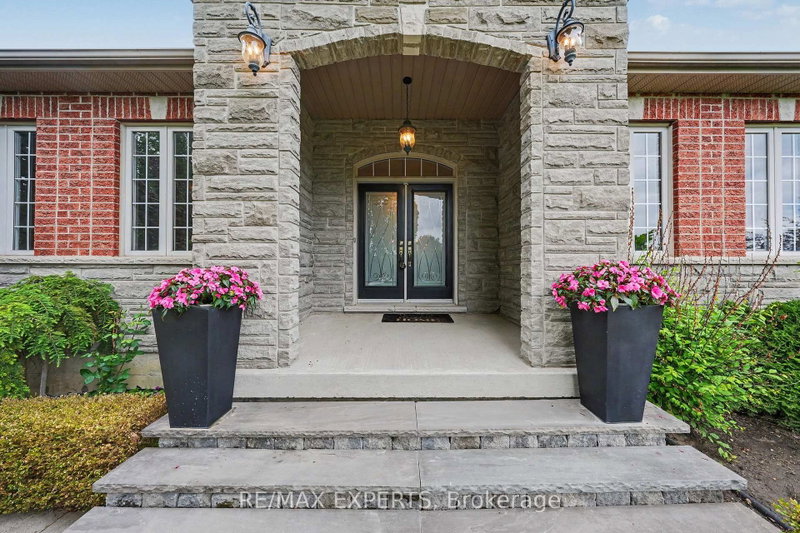 4 Woodlot Court