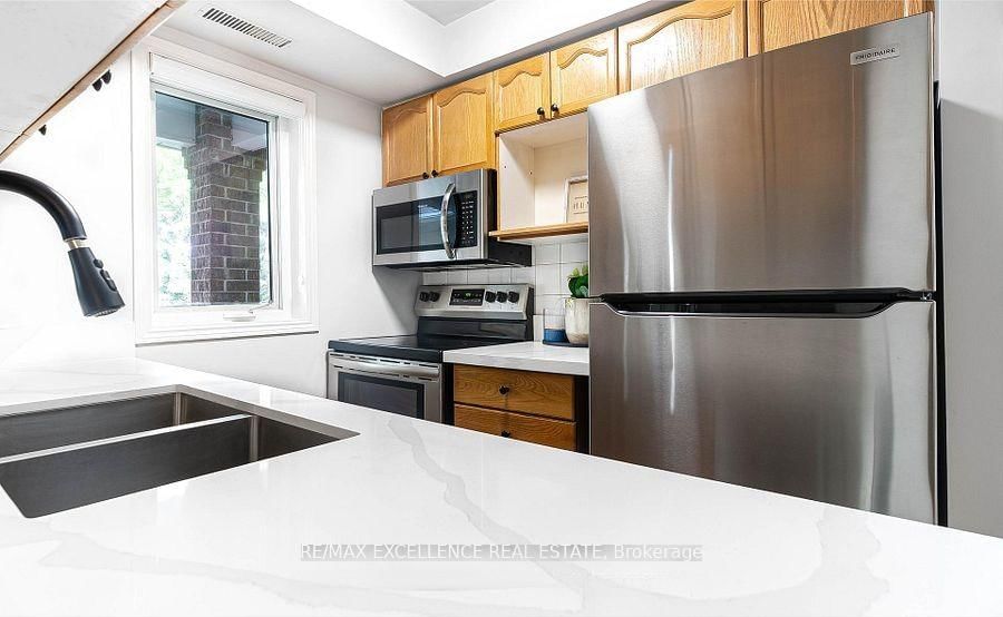 101 Bristol Mississauga,Ontario L4Z 3P4 — Photo 3