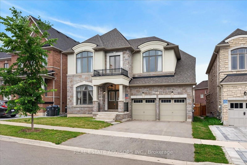 52 Daisy Meadow Crescent