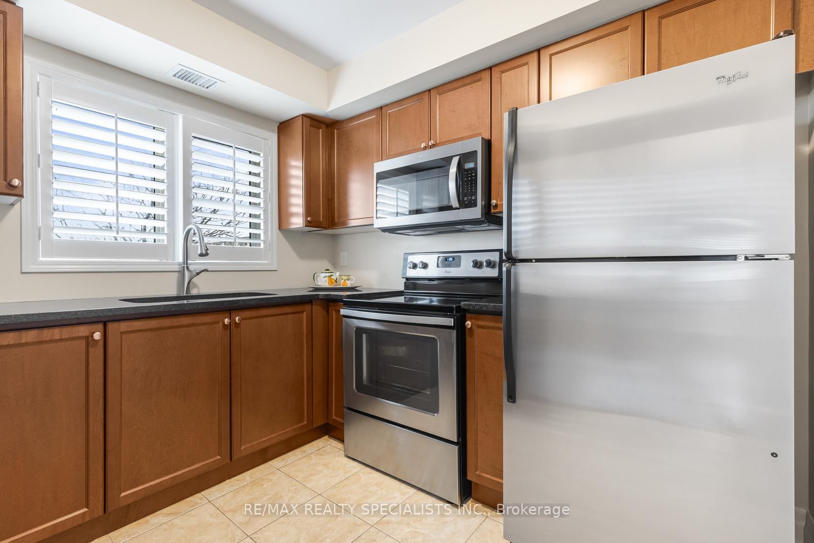 1045 Nadalin Heights, Unit 209