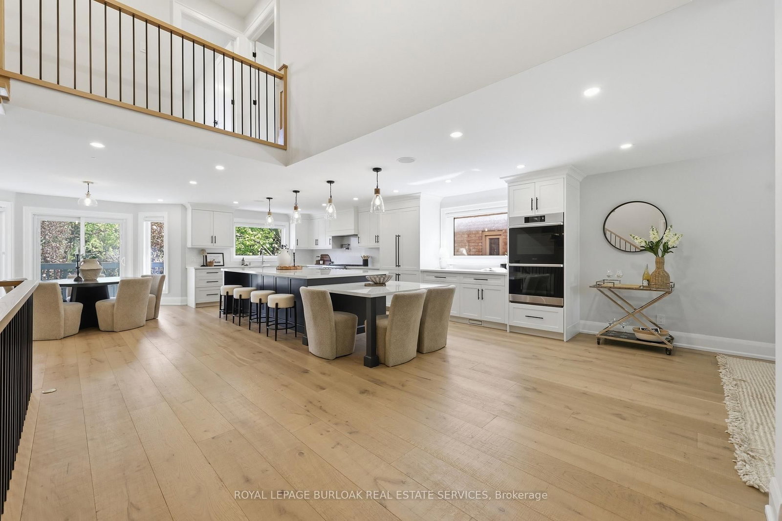 2029 Kempton Park Drive • Mississauga, ON photo 6