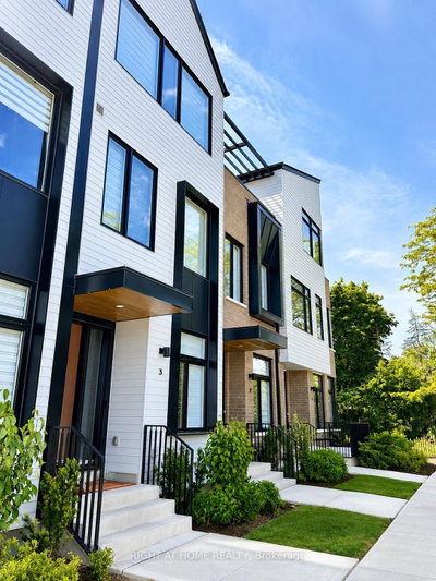 Townhouse for lease at 3-10 Lou Parsons Way, Mississauga, Ontario, L5H 0B2 - Port Credit - MLS: W13496958