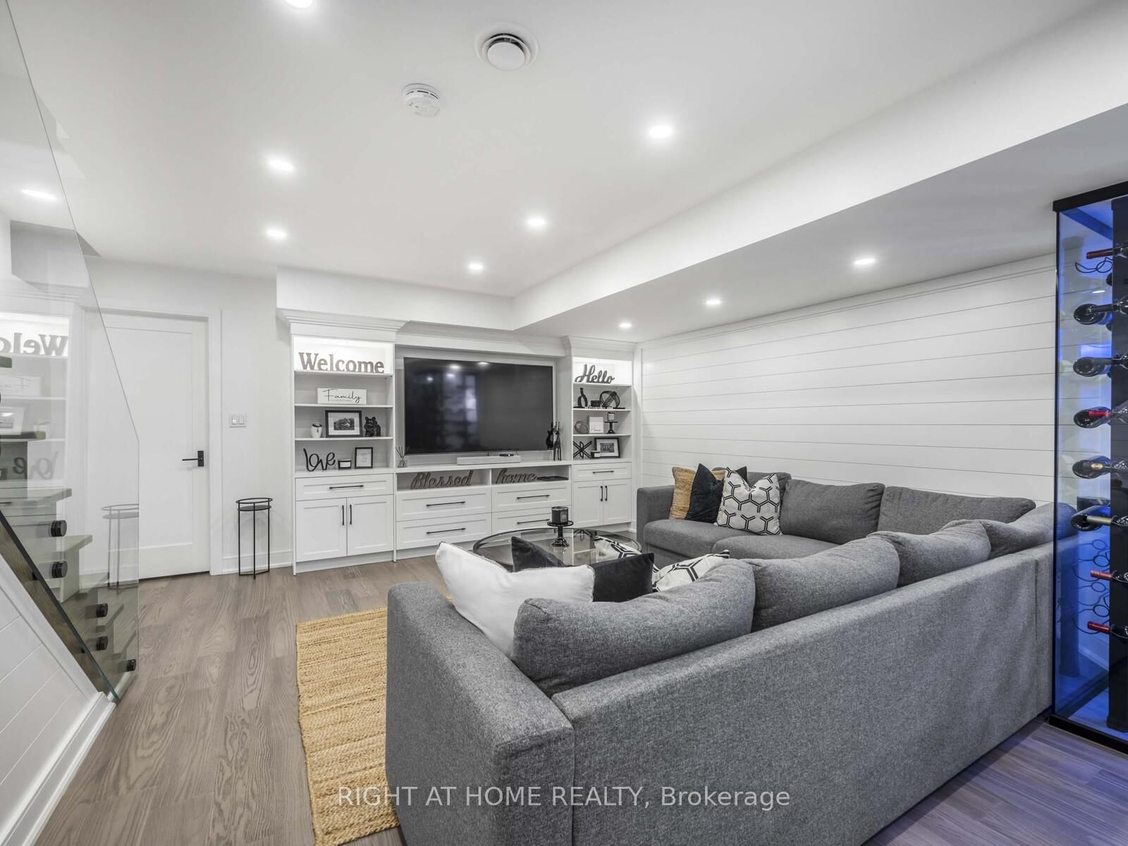 64 Brock Avenue • Toronto, ON photo 27