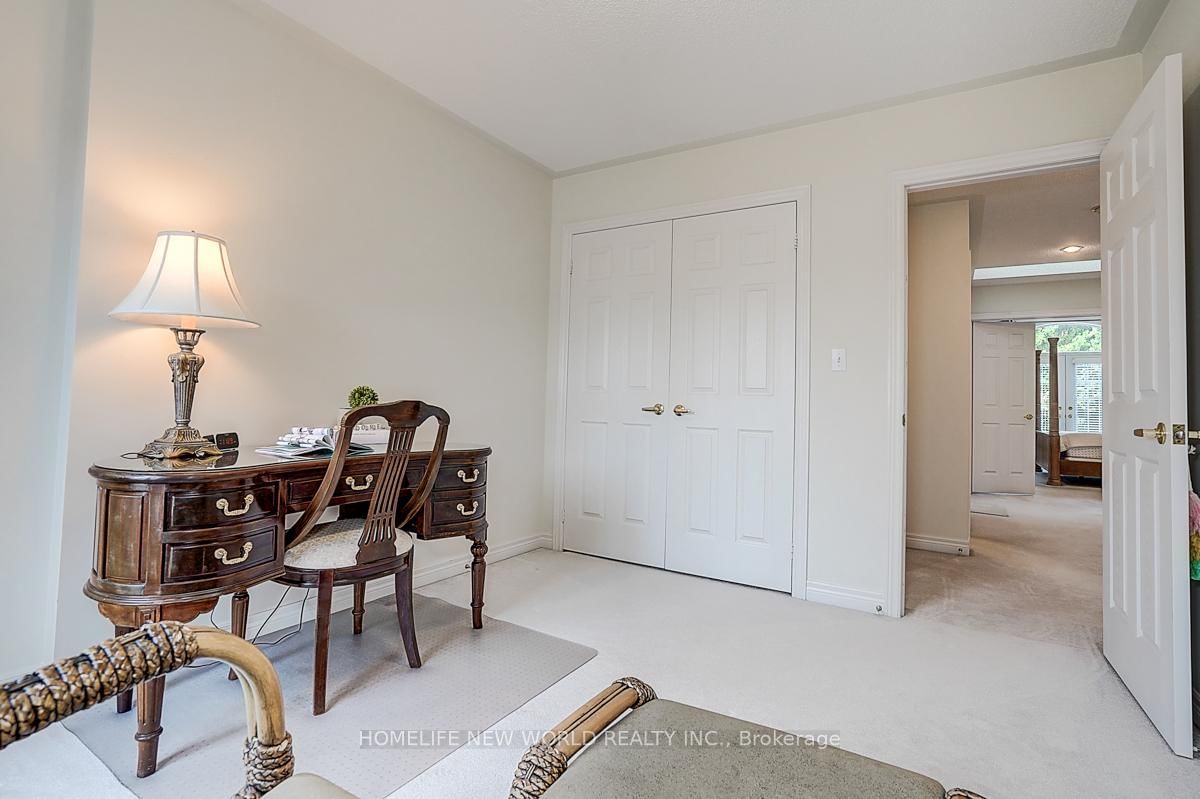 2305 Woodfield Road • Oakville, ON photo 36