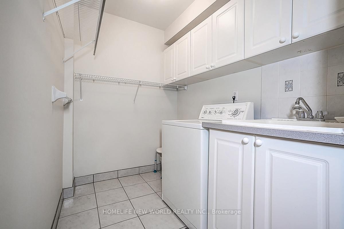 2305 Woodfield Road • Oakville, ON photo 38
