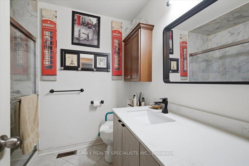 80 Chalfield Mississauga,ON L4Z 1L2 — Photo 21