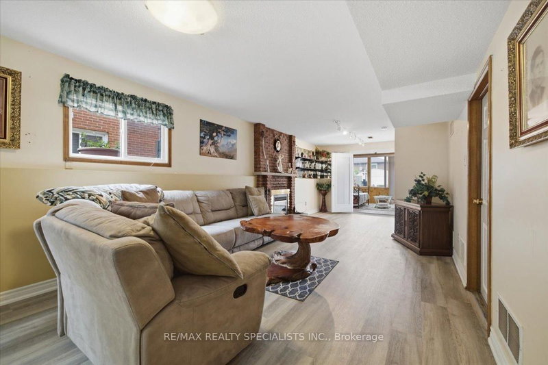 80 Chalfield Mississauga,ON L4Z 1L2 — Photo 28