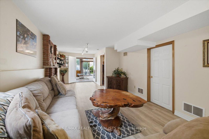 80 Chalfield Mississauga,ON L4Z 1L2 — Photo 29