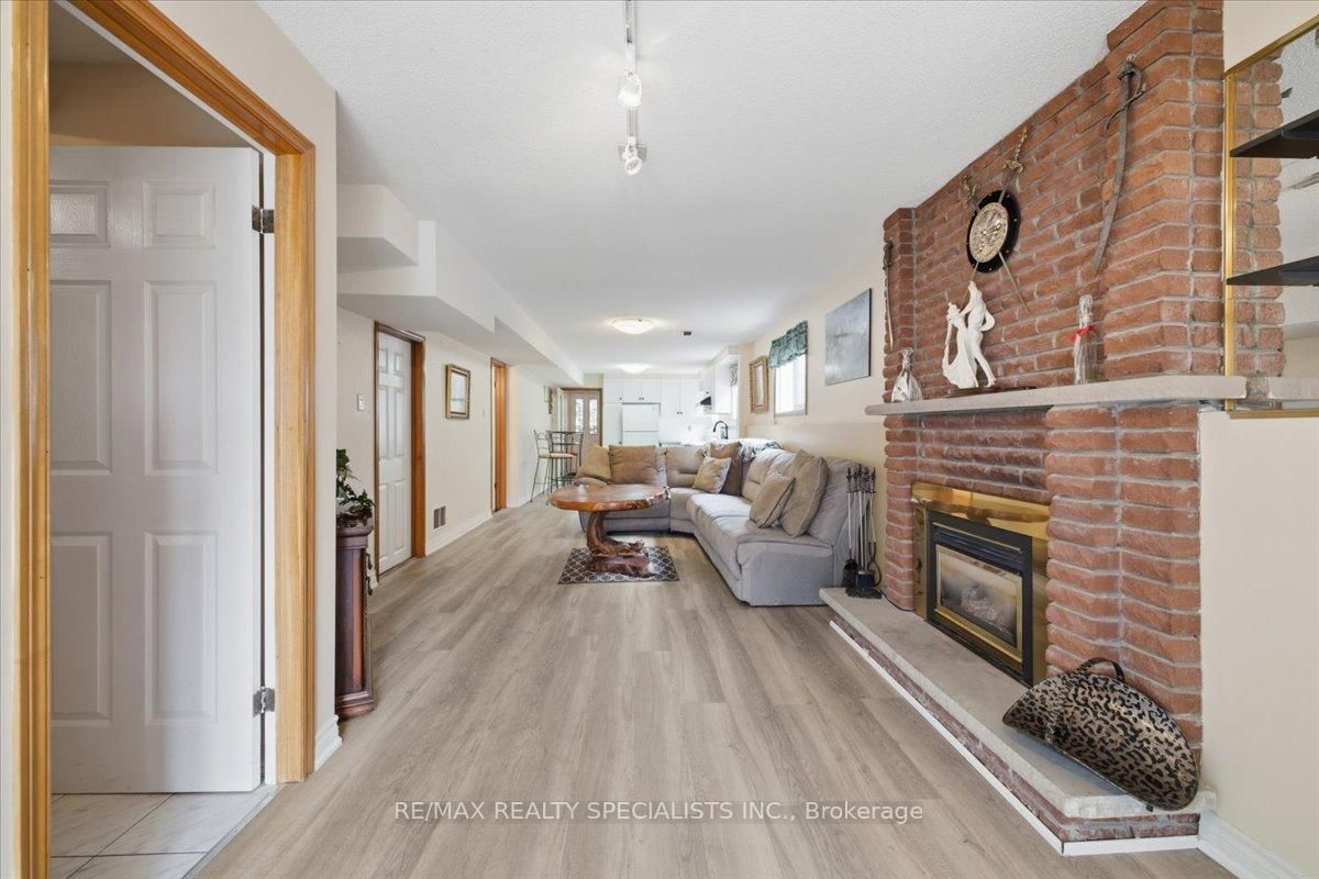 80 Chalfield Lane • Mississauga, ON photo 30