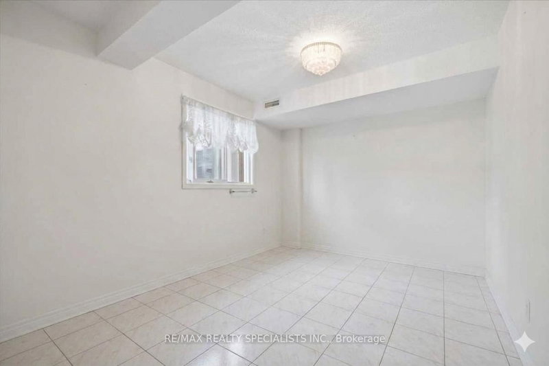 80 Chalfield Mississauga,ON L4Z 1L2 — Photo 33